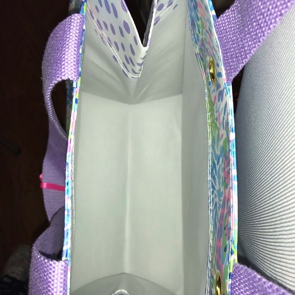 Lilly Pulitzer Market Tote Shell Of A Party - Picture 4 of 16